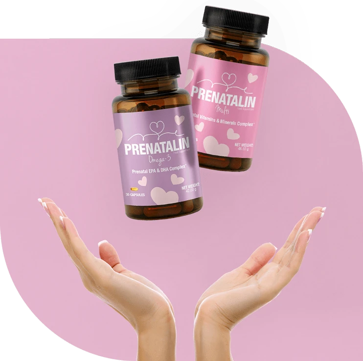 Manos de madre y bebé